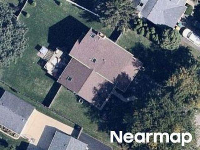 Mooney Dr