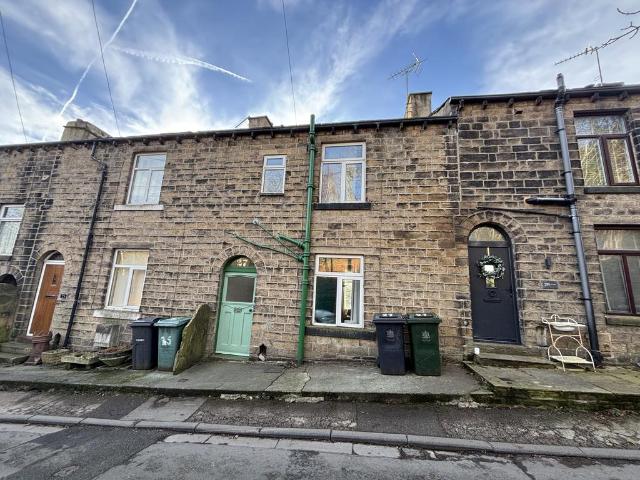 Moor Edge, Harden BD16 1 bed cottage to rent £750 pcm £173 pw