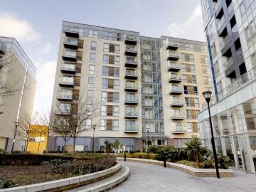 Moor End Lodge, Cotterells, Hemel Hempstead, Hertfordshire HP1, 2 bed flat to rent, £1,575 pcm | PrimeLocation
