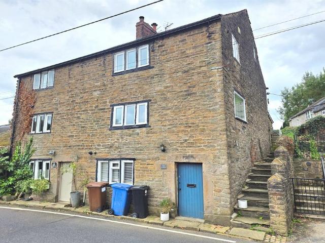 Moor End Road, Mellor, Stockport 3 bed semi detached house to rent £1,800 pcm £415 pw