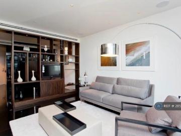 Moor Lane, London, EC2Y 1 bed flat to rent £2,704 pcm £624 pw