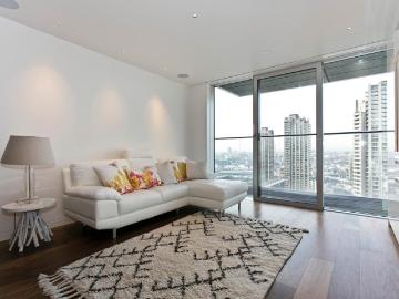Moor Lane London EC2Y Studio to rent £2,708 pcm £625 pw
