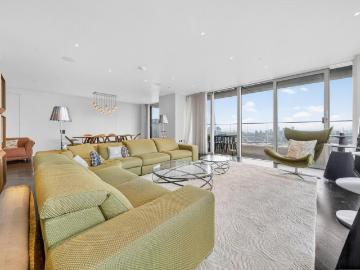 Moor Lane, London 3 bed flat to rent £13,000 pcm £3,000 pw