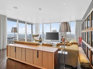 Moor Lane, London 3 bed flat to rent £13,000 pcm £3,000 pw
