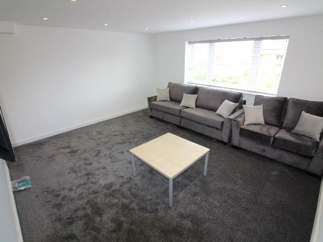 Moor Lane, Preston PR1, 2 bed flat to rent, £628 pppm | PrimeLocation