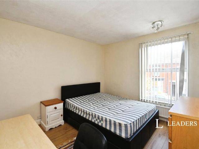 Moor Street, Lincoln, Lincolnshire, LN1 1 bed in a house share to rent £550 pcm £127 pw
