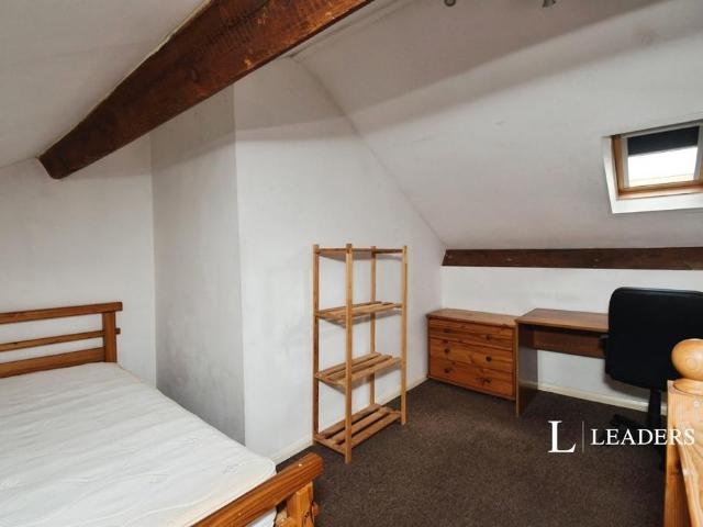 Moor Street, Lincoln, Lincolnshire, LN1 1 bed in a house share to rent £550 pcm £127 pw