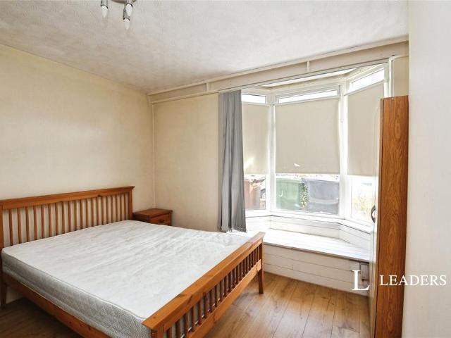 Moor Street, Lincoln, Lincolnshire, LN1 1 bed in a house share to rent £550 pcm £127 pw