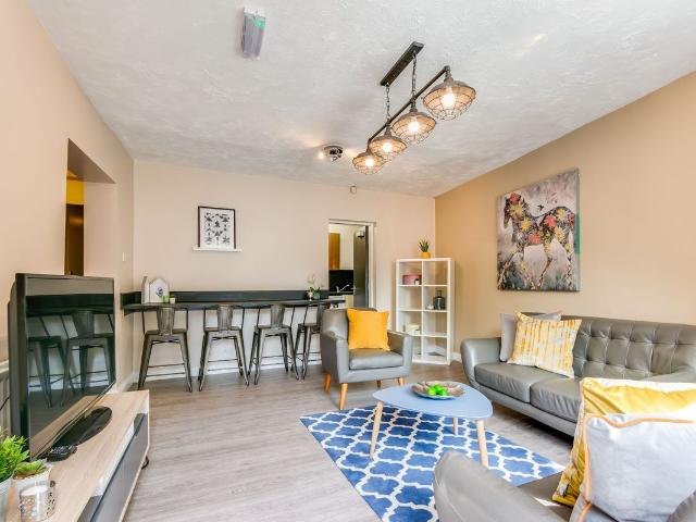 Moor View, Leeds LS6, 5 bed shared accommodation to rent, £2,426 pppm | PrimeLocation