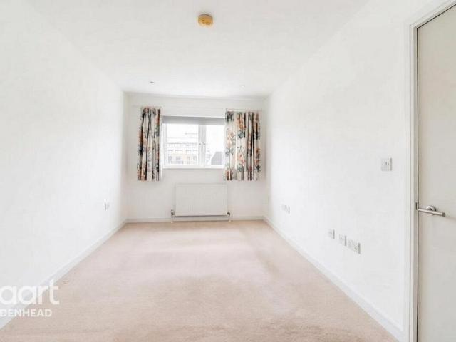 Moorbridge Road, MAIDENHEAD 2 bed apartment to rent £1,495 pcm £345 pw