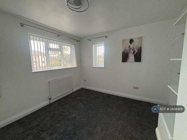 Moorby Court, Cardiff, CF10 2 bed maisonette to rent £1,000 pcm £231 pw