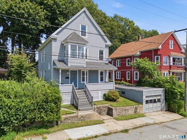 Moore Ave, New London, Home For Sale