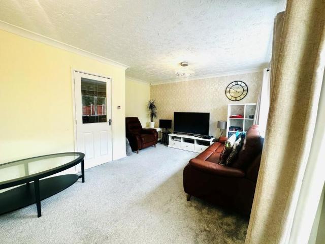 Moore Close, Longford, Coventry