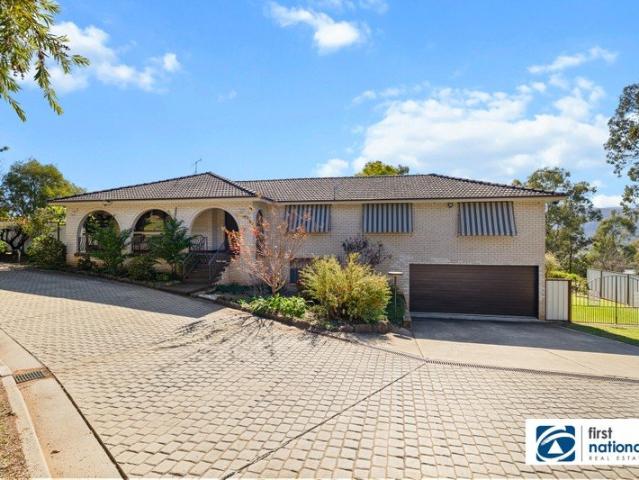 MOORE CREEK Luxury Living On 4.79 Acres