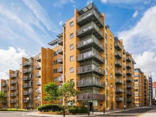 Moore House, Cassilis Road, Canary Wharf, London E14, 1 bed flat to rent, £2,145 pcm | PrimeLocation
