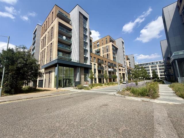 Moore House, Edinburgh Gate CM20, 1 bed flat to rent, £1,300 pcm | PrimeLocation