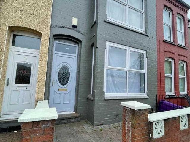 Moore Street, Liverpool 3 bed terraced house to rent £850 pcm £196 pw