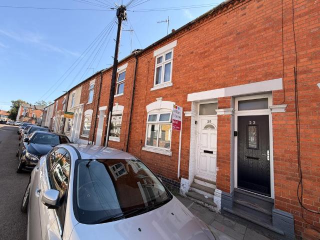 Moore Street, NORTHAMPTON 1 bed in a house share to rent £525 pcm £121 pw