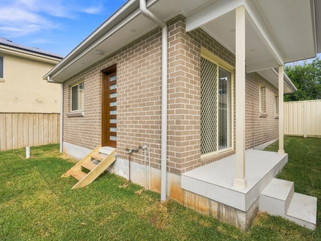 Moorebank, 57A Maddecks Avenue