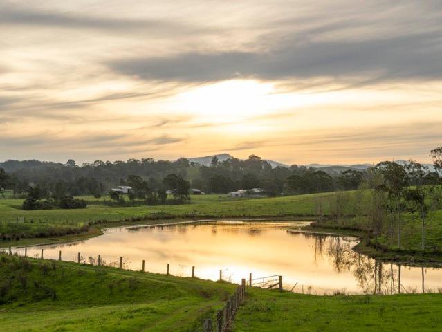 Moorefield. 167 Acres. Irrigation license. Allyn Riverfront farm. Family lifestyle