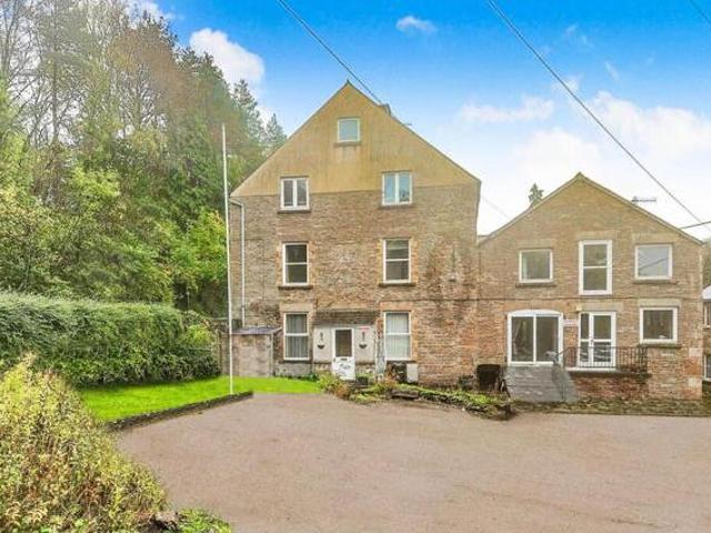 Moorfield Avenue, Blakeney, 6 Bedroom House