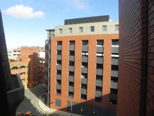 Moorfields, Liverpool Studio to rent £725 pcm £167 pw