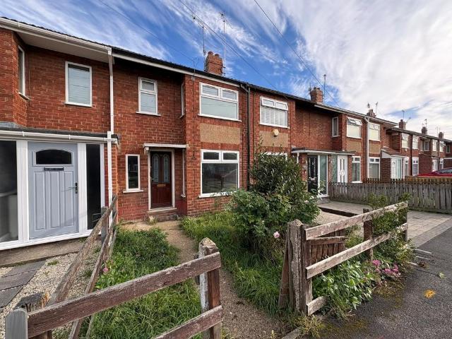 Moorhouse Road, Hull, East Yorkshire. 2 bed terraced house to rent £750 pcm £173 pw