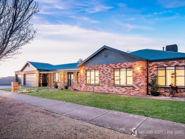 Mooroopna's Premier Location Rare & Spectacular Bush Views!