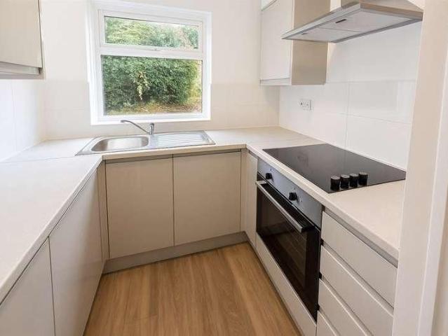 Moorland Gardens, LU2