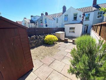 Moorland Road, Cardiff, CF24 3 bed terraced house to rent £1,550 pcm £358 pw