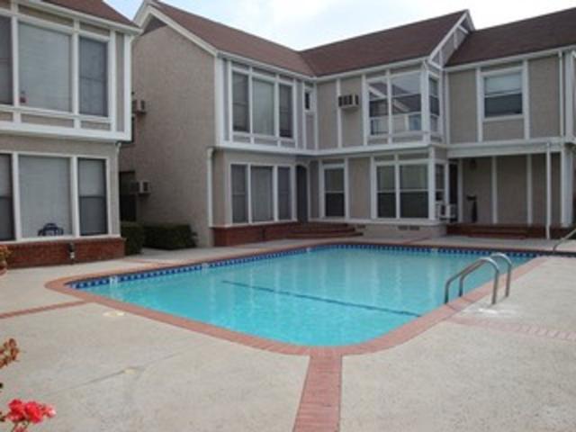 Moorpark Apartments