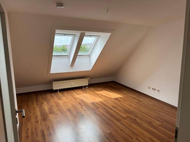 Moosach Helle 5 Zimmer Maisonette Wohnung
