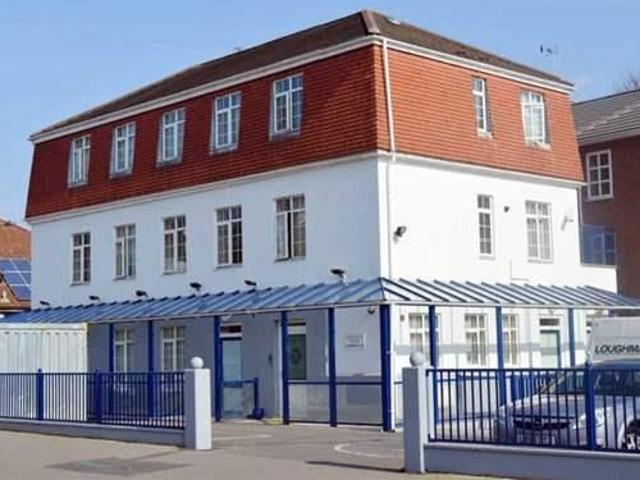 Moatfield House, Highfield Road, Dartford DA1, Studio to rent, £900 pcm | PrimeLocation