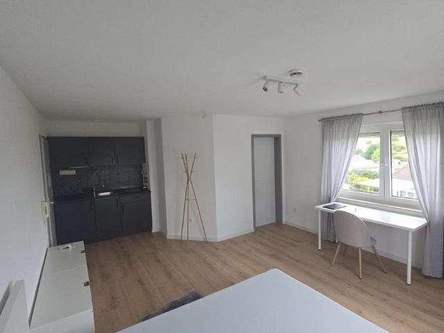 Möbelierte 1 Zimmer Wohnung mit Einbauküche in Aalen