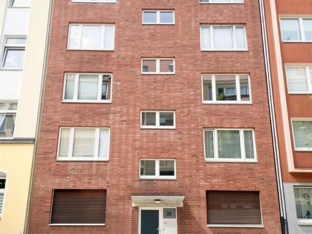Möbelierte 2 Zimmer Wohnung in zentraler Lage von Düsseldorf nahe des Medienhafens
