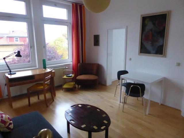 Möbeliertes 1 Zimmer Apartment mit separater u. voll ausgestatteter Küche, innenstadtnah