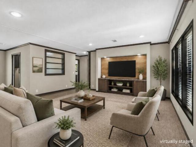 61 Sumac Dr