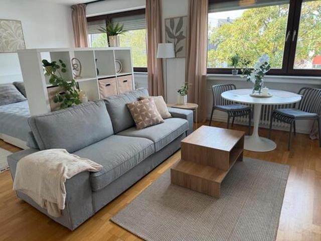 Möbilierte 1 Zimmer Wohnung, Niederrad, 38 m², 1.400 €, mit W lan