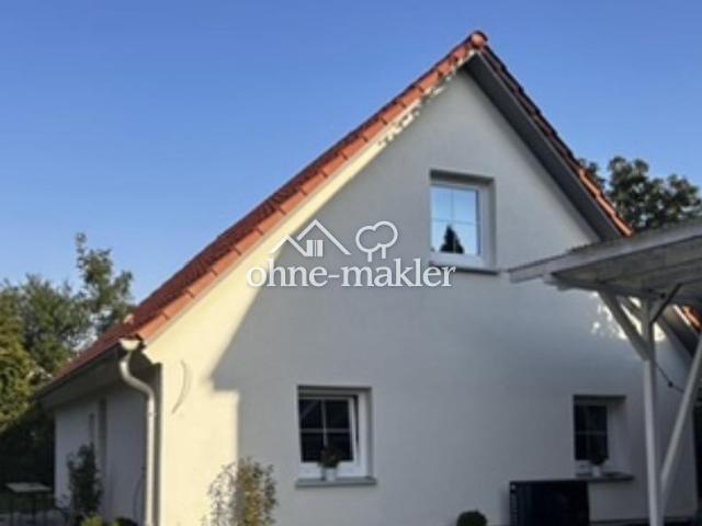 Möbiliertes Haus