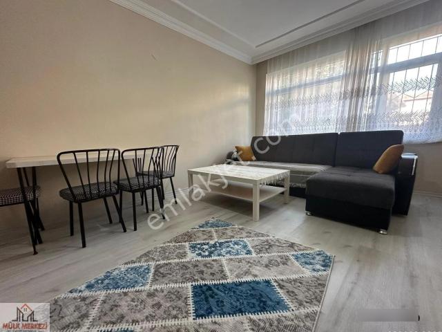 Mobilyalı Metro Yakını Kiralık Tertemiz 2+1 Konut