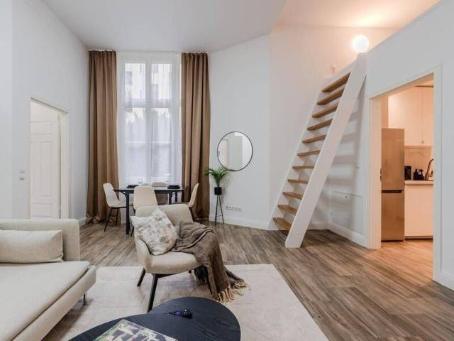 Möbliert wohnen im Reuterkiez – 3 Zi. Apt mit Balkon
