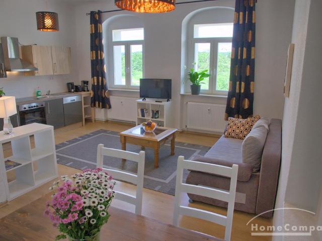 182271 HomeCompany Dresden Furnished/Möbliert Große 3 Zimmer Wohnung in Dresden Dobritz max. 4 Personen