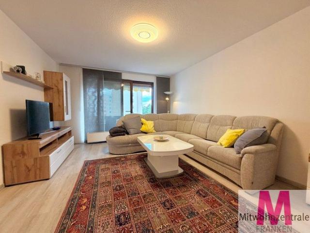 MÖBLIERT! Modern möblierte 3 Zimmer Wohnung mit hellem Wohnzimmer und großzügigem Balkon