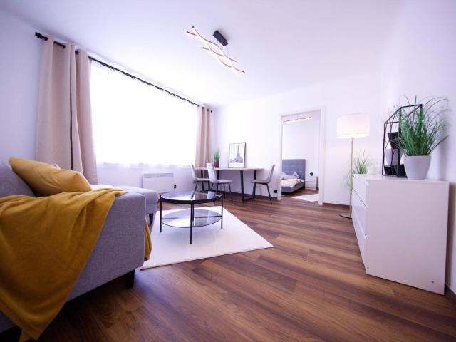 Möbliert & saniert: ruhige 2 Zimmer Wohnung mit Lift 1160 Wien