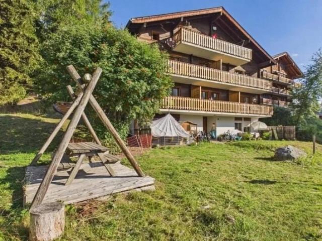 Möblierte 3.5 Zimmer Wohnung mit Balkon und Bergsicht in Bellwald