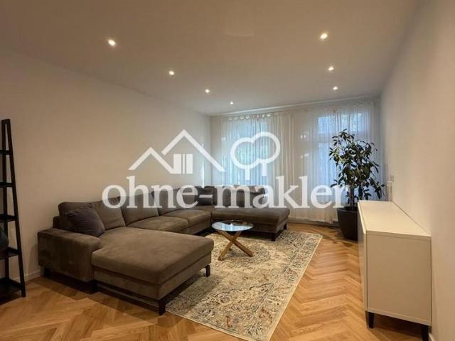Möblierte 3 Zimmer Altbauwohnung, 80m2 auf Zeit mit Fischgrätenparkett in Berlin Wilmersdorf