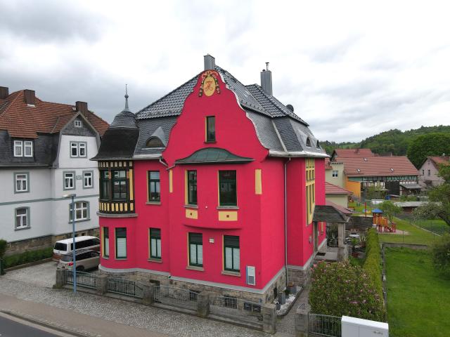 Möblierte 3 Zimmer Dachgeschosswohnung