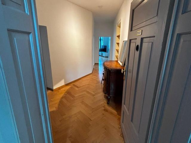 Möblierte 3 Zimmer Wohnung im Dreimühlenviertel