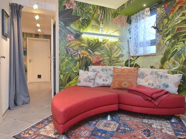 Möblierte 3 Zimmer Wohnung mit 2 Schlafzimmern, 2 Bädern, WLAN und Garten in Nürnberg