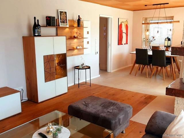 Möblierte 3 Zimmer Wohnung mit Terrasse in Bruckmühl